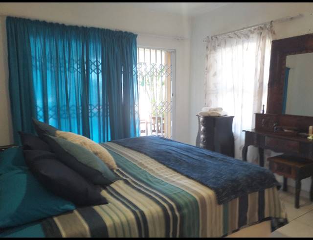 6 BEDROOM HOUSE FOR SALE IN ATHLONE PARK